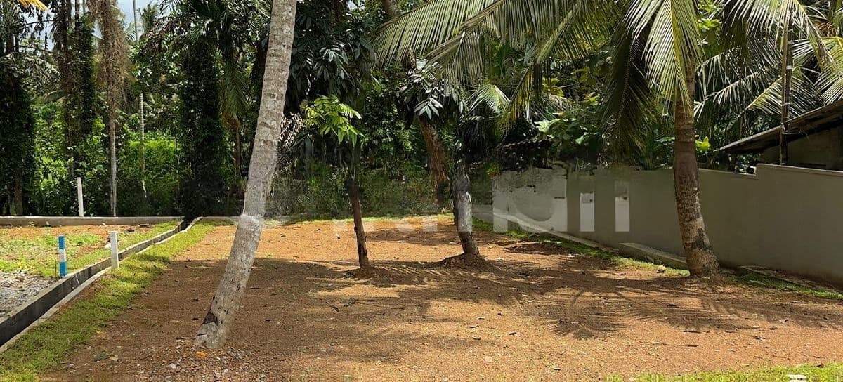Homagama Land for Sale Hospital Road Facing