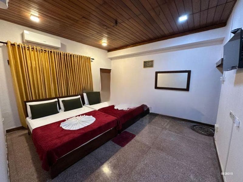13 BR Hotel for Rent in Colombo 08 – PDC140