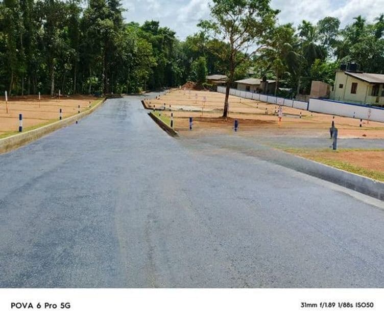 Land for Sale at Homagama Near High-Level Road