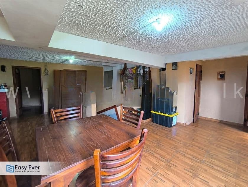 Spacious Multi-Unit Luxury Residence in Paradeka, Kandy | SH15305