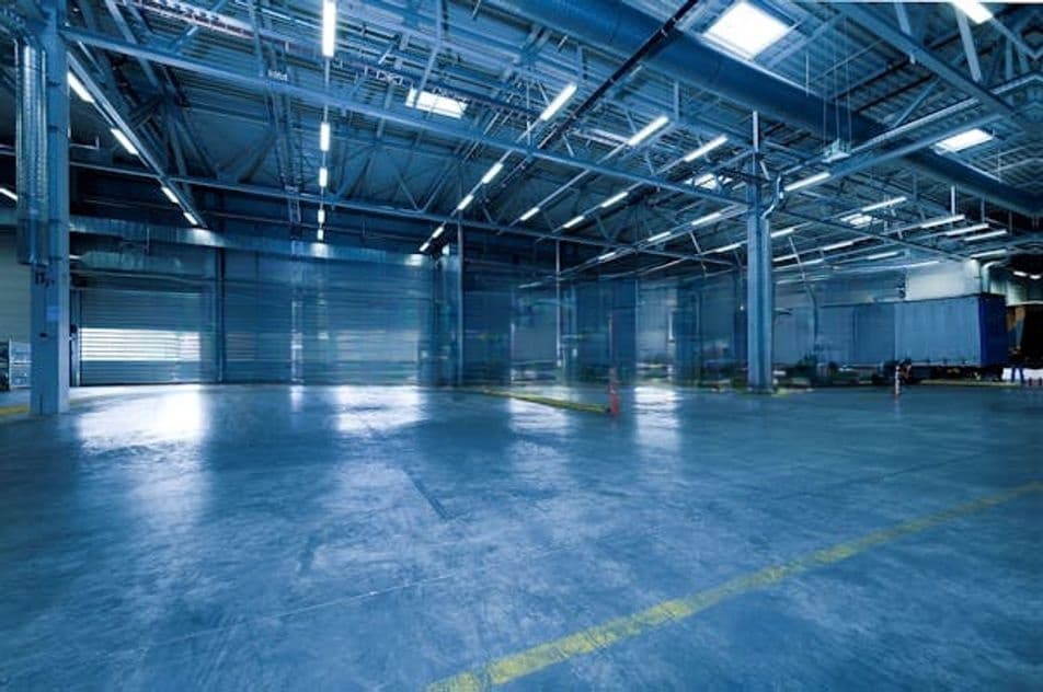 WAREHOUSE FOR RENT IN SEEDUWA