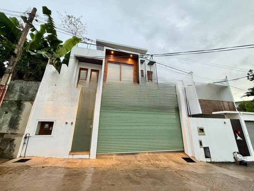 Super Luxury Fully Furnished 3-Storey House for Sale-Baththaramulla