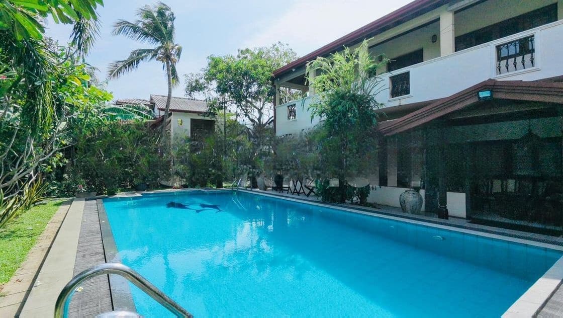 Lake Front Fully Furnished Luxury House Sale in Moratuwa
