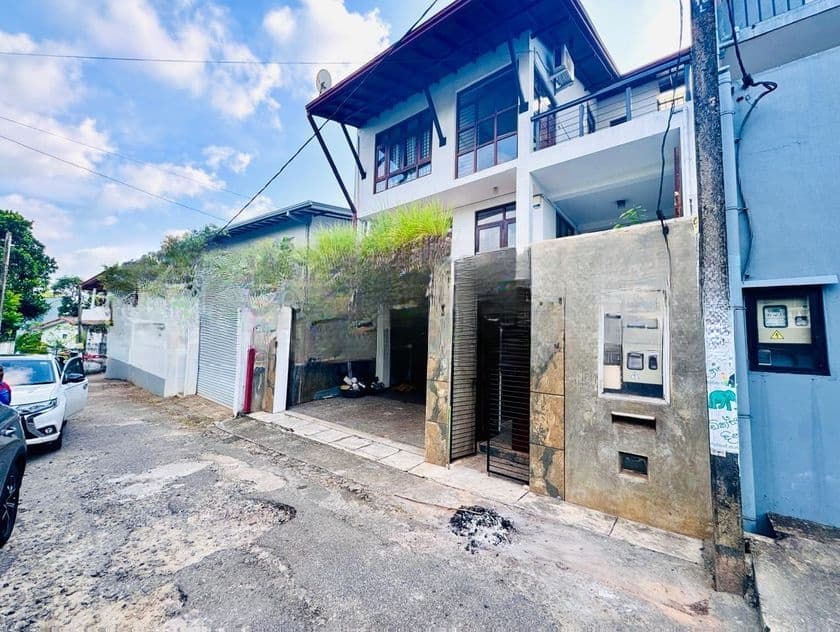 Luxury 3-Story House for Sale in Kalapaluwawa, Rajagiriya