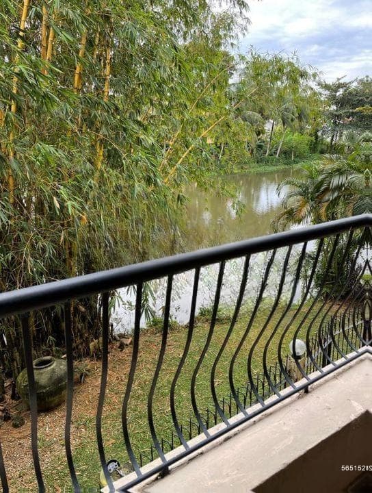 Apartment for sale in Nawala with lake view