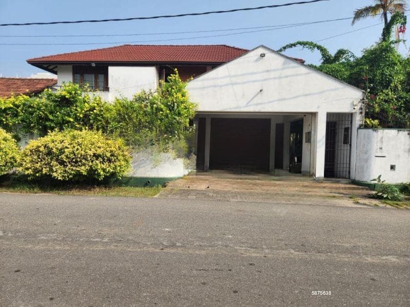Two-Storey Modern House for Sale – Templers Road, Mount Lavinia