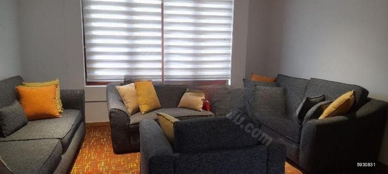 Two Storied House For Rent in Colombo 10 - PDH207
