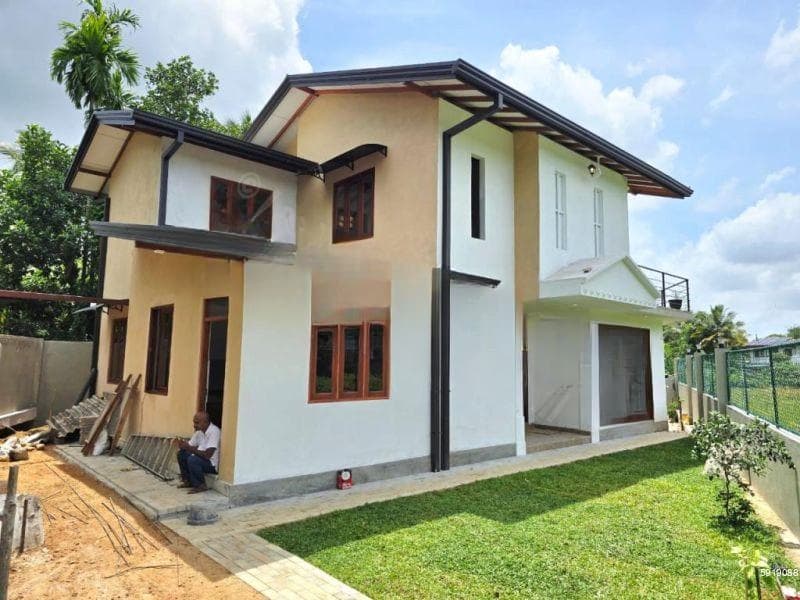 Newly Build Luxury Two Story House For Sale In Homagama.
