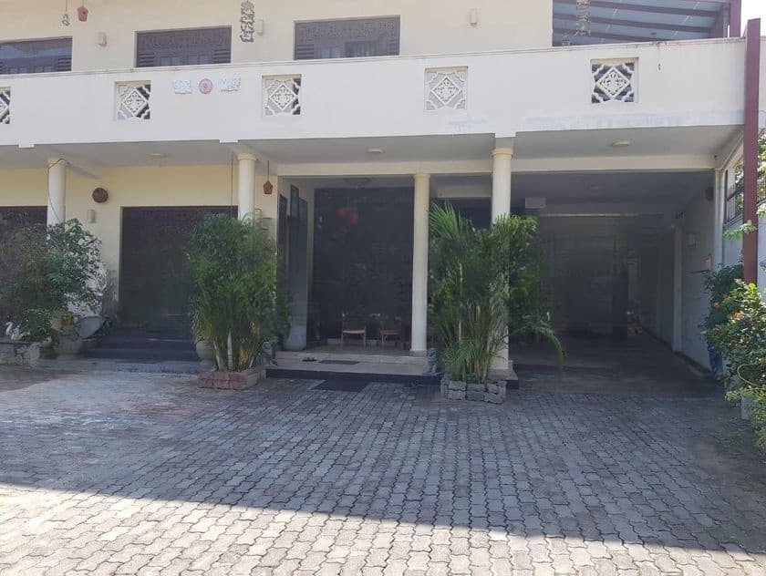 Spacious 4-Bedroom House for Rent Dehiwala