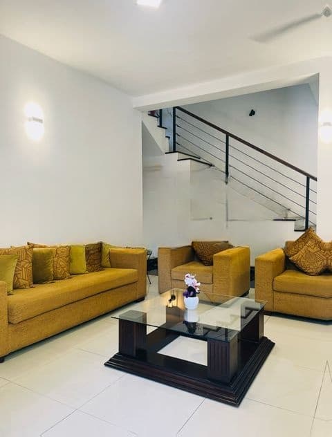 04 Bedroom House for Sale in Battaramulla