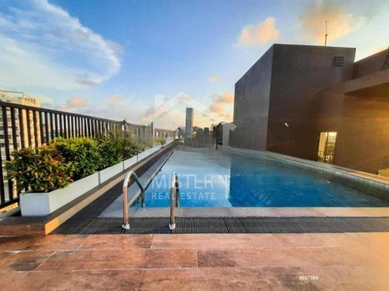 Colombo 5 | Close to leading schools | Luxury Apt | Unfurnished | 3Bedroom | 325K