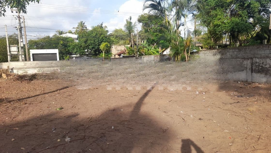 Moratuwa Koralawella Road Facing 27 Perches Rectangular Land for Sale