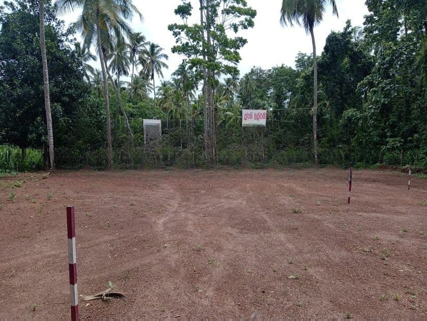 Land for Sale in Mirigama