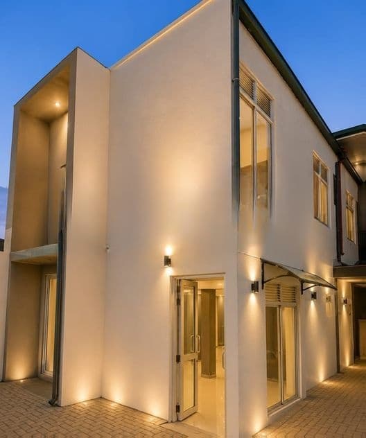 Commercial building for rent in Dehiwala