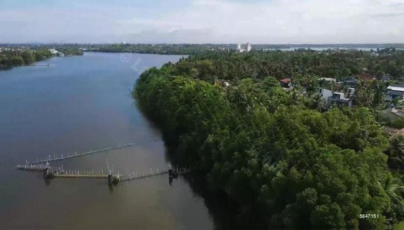 Riverfront Two-Story Bungalow in Gorakana, Moratuwa | SH15268