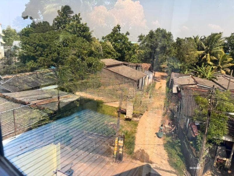 🚨 Strategic 32 Perch Square Land + Old House for SALE – Off Dutugemunu Mawatha, Peliyagoda 🏢 Ideal for Warehouse Com🚨
