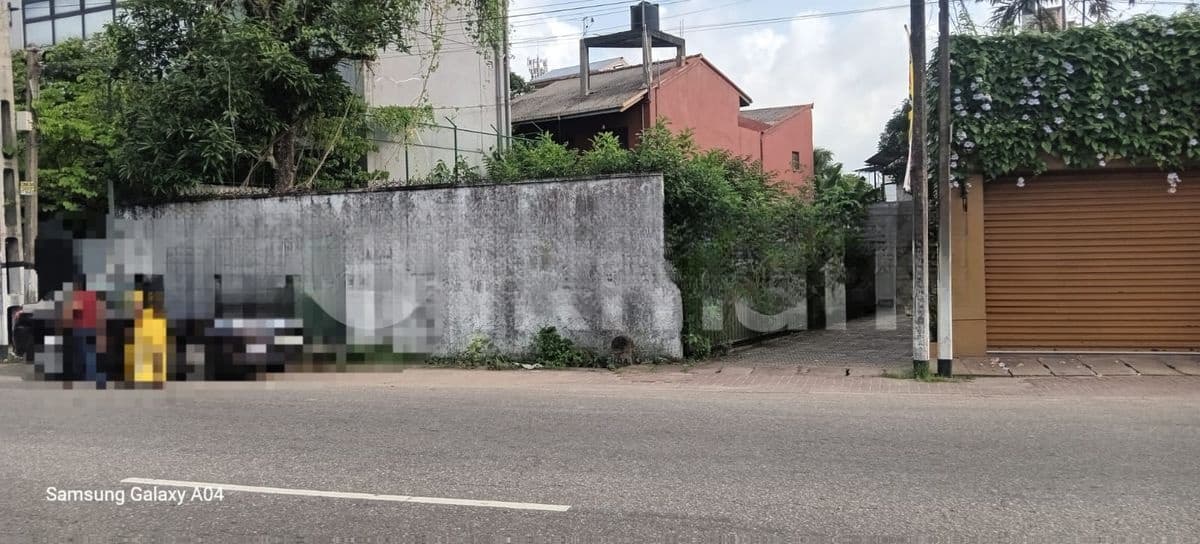 COMMERCIAL LAND FOR SALE IN KELANIYA (SP1225)