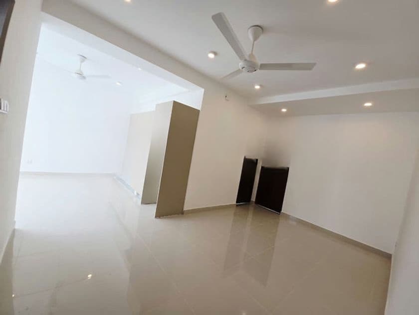 02 Bedroom Unfurnished Apartment for Sale in Rajagiriya (A5456)