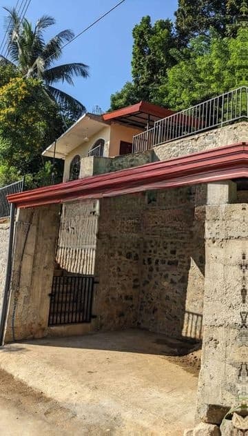 House for Sale in Kandy City Limit - Ampitiya