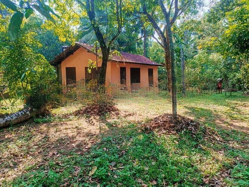 Land with House for Sale Nittambuwa