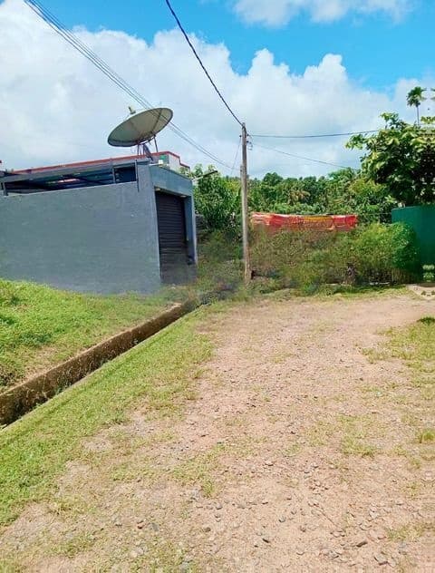 කිරිවත්තුඩුවෙන් වටිනා ඉඩමක් විකිණීමට