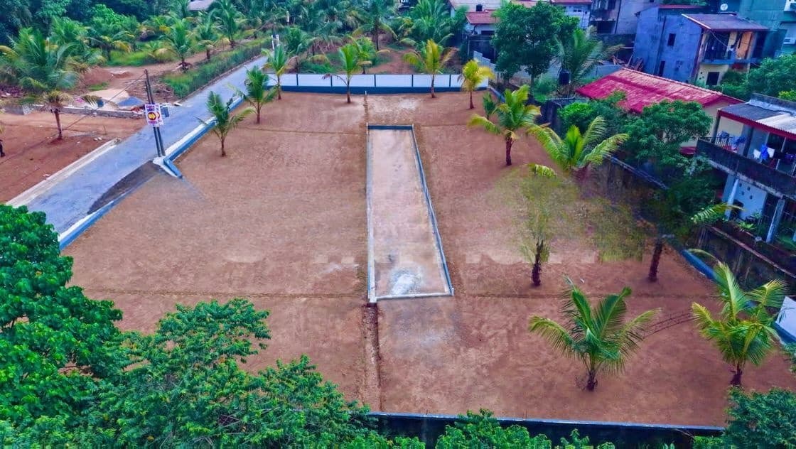 Land for Sale in Athurugiriya