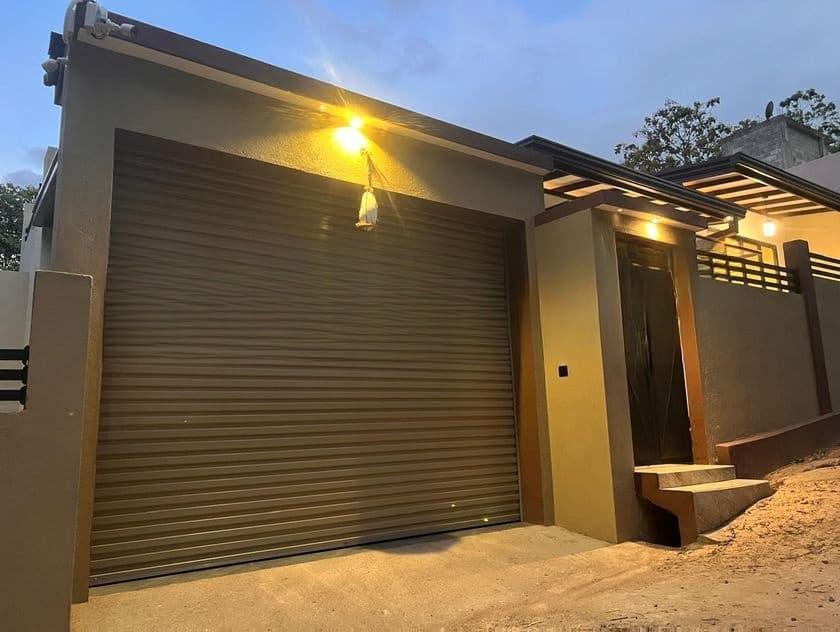 Architecture Designed Brand-New Modern House for Sale – Kesbewa