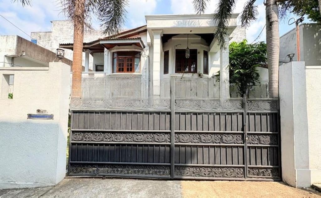 House For Sale In- Battaramulla