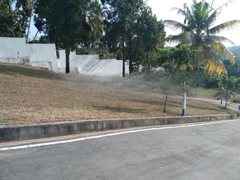 බිම් කොටස් වීකිණිමට හෝමාගම