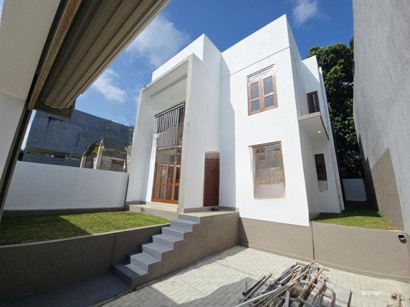 Modern Designed Luxury Two Story House For Sale In Piliyandala