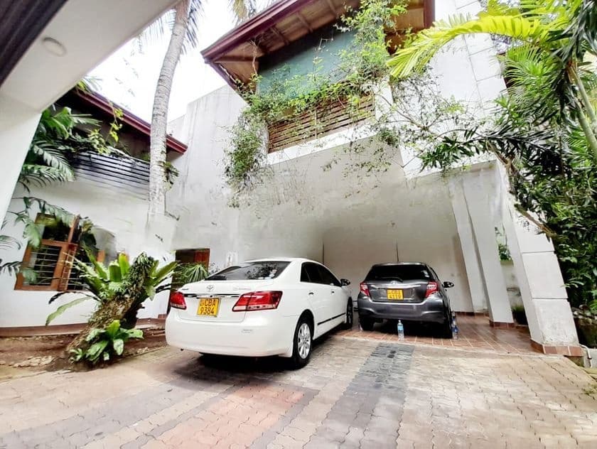 (AFA113) 03 Storey Luxury House with 22P Sale in Koswatha Nawala