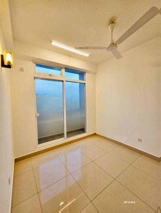 3 BR Unfurnished Apartment for rent in Colombo 4