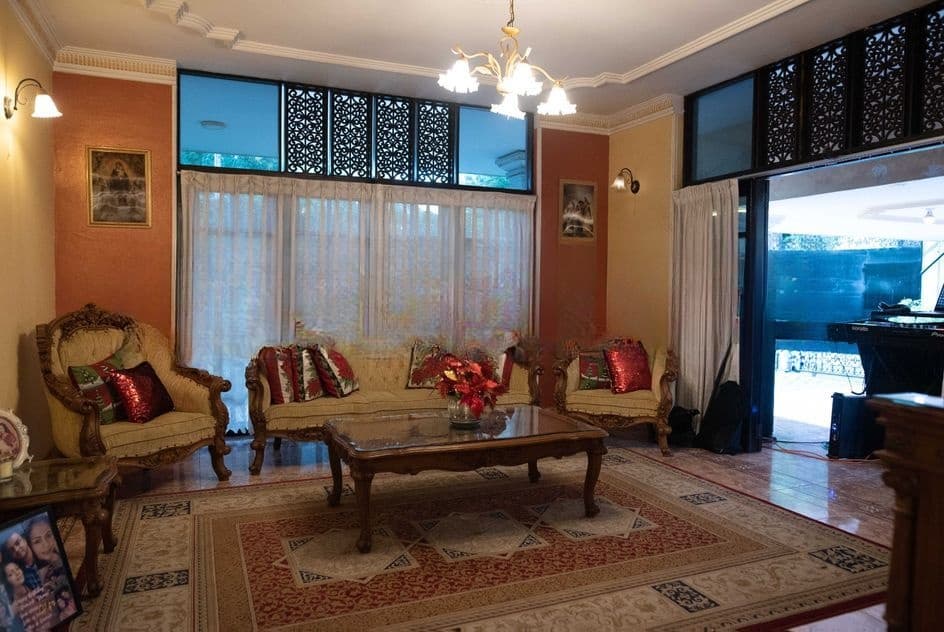 Kelaniya : 9 Bedrooms (43 Perch) Luxury Villa for sale at Wanawasala