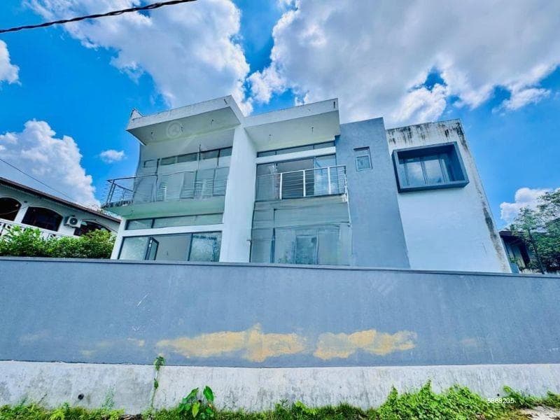 (SE1374)🏡 Brand New 3-Story Luxury House for Sale in Mirihana, Nugegoda 🏡