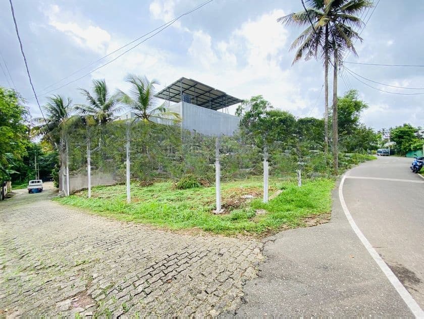 7 Perches Land for Sale – Athurugiriya 50M Bus Root