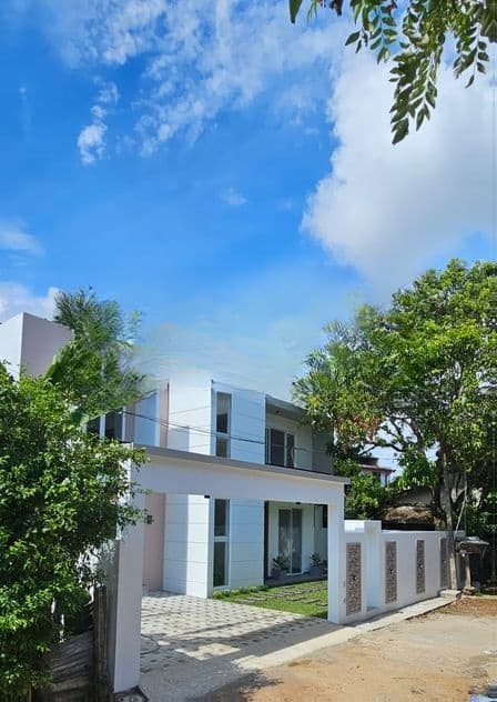 SUPAR BRAND NEW THREE STOREY HOUSE FOR SALE IN KOTTAWA PILIYANDALA