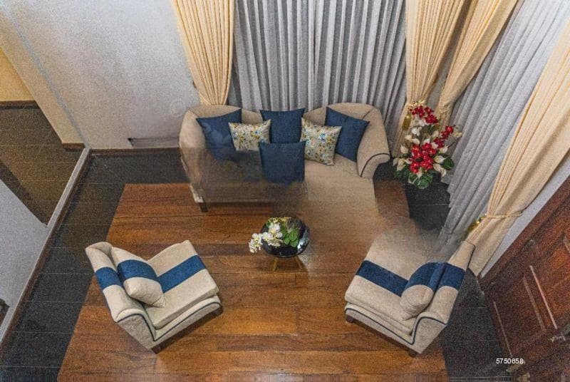 Luxury Two Storied Fully Furnished House for Rent in Battaramulla for Rs.475,000