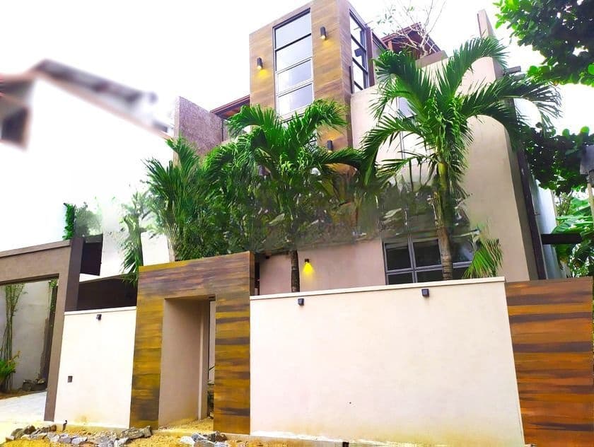 Brand New Lakefront Home for Sale in Nugegoda