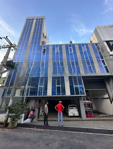 Pamunuwa Building for Sale
