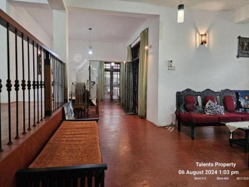 House for Sale in Battaramulla | 2600Sqft - 11.5 Perches | LKR 47.5 Million | KO-693