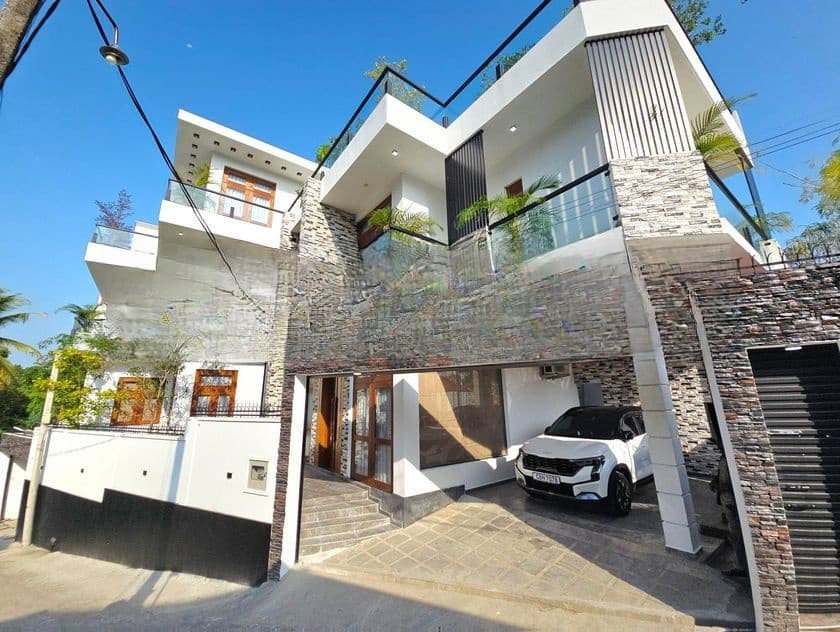 Elegant Designed Luxury Three Story House For Sale In Battaramulla