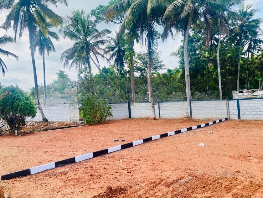 Wadduwa luxury plots L22