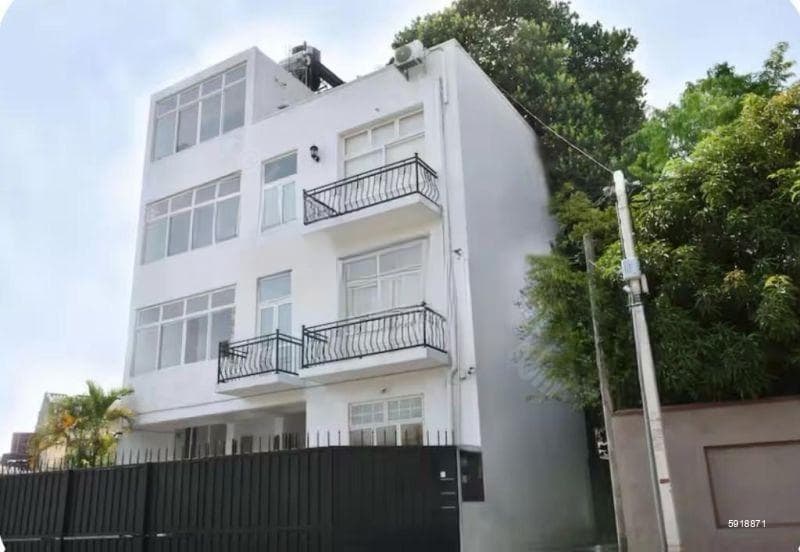 Apartment Building for Sale