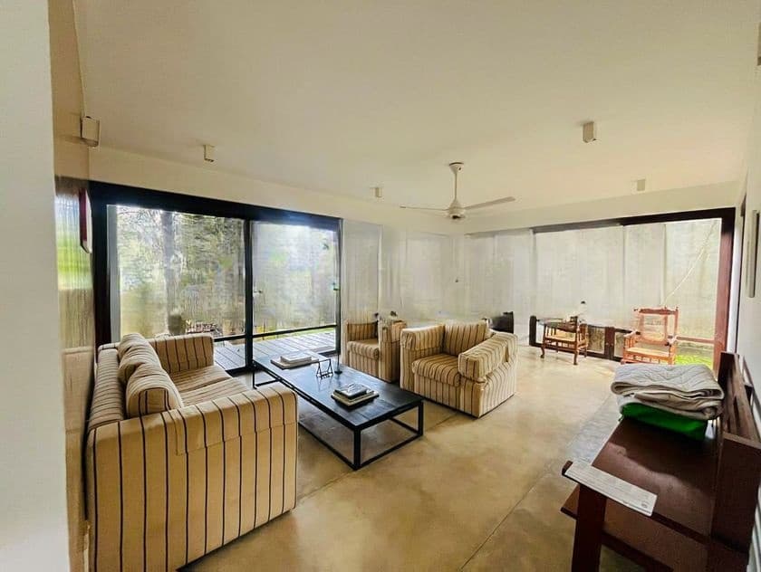 Geoffrey Bawa Type 50 Perch Luxury House for Sale in Maharagama Town