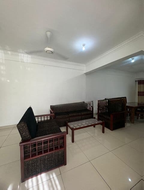 Fully Furnished Apartment for Short-Term Rental in Colombo-05. (CSMP202)