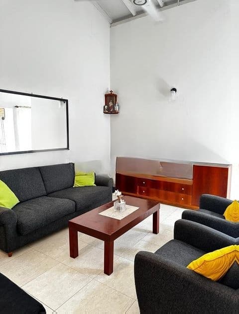 Single-Storey House for Sale – Athurugiriya