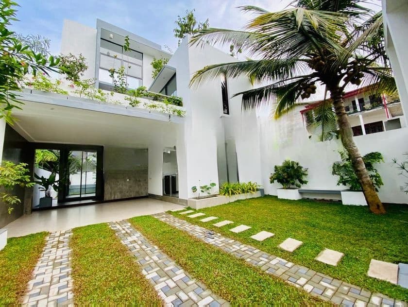 HJS159- 🪂Quality Luxury House for Sale in Kadawatha