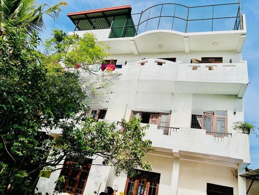 (NSM2603-004) 3 Storey Huge House for Sale in Malabe
