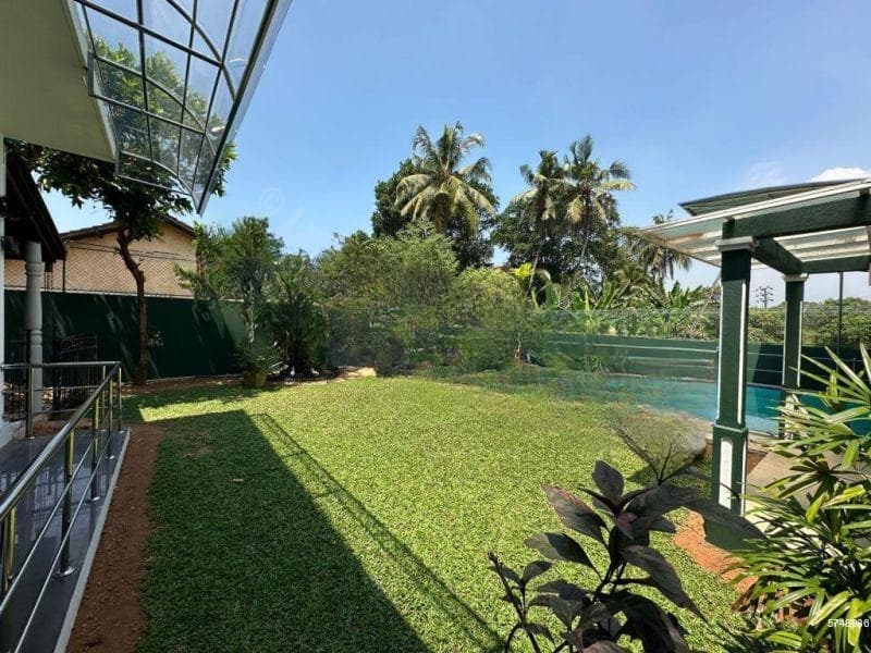 Solar Powered 7 Bedroom House for Sale in Battaramulla, S1705