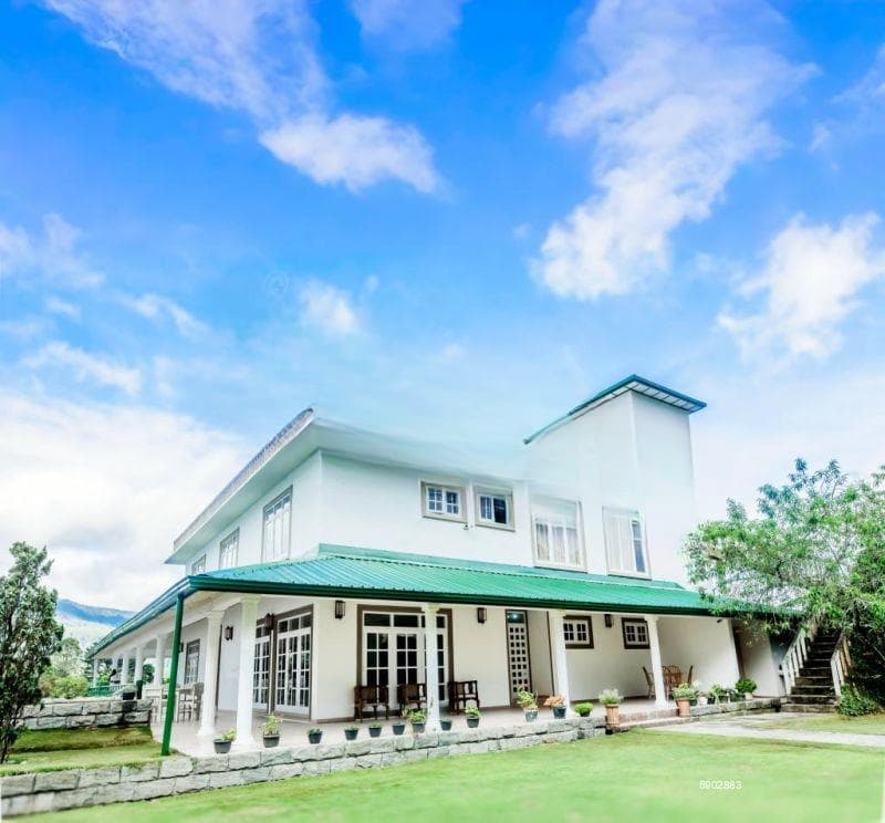 Hotel for sale in Nuwara Eliya